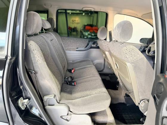 CHEVROLET ZAFIRA 2.0 MPFI ELEGANCE 8V FLEX 4P MANUAL CHEVROLET ZAFIRA 2.0 MPFI ELEGANCE 8V FLEX 4P MANUAL